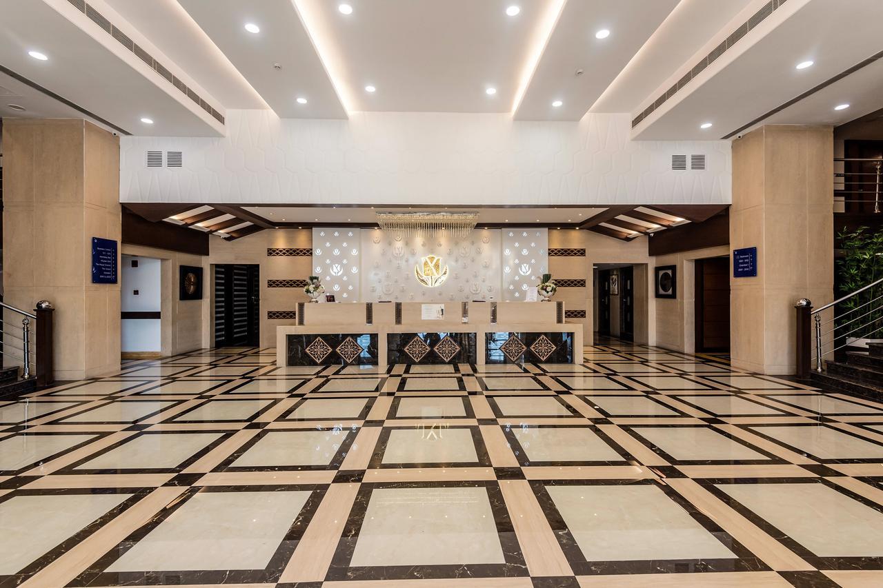 Golden Chariot Vasai Hotel Exterior foto