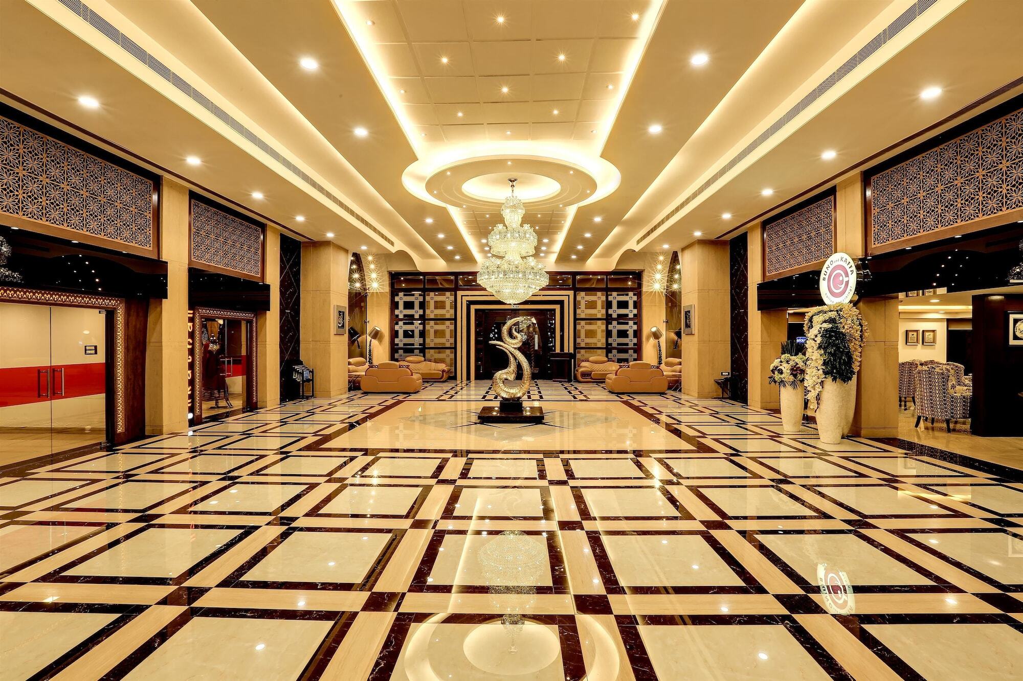Golden Chariot Vasai Hotel Exterior foto